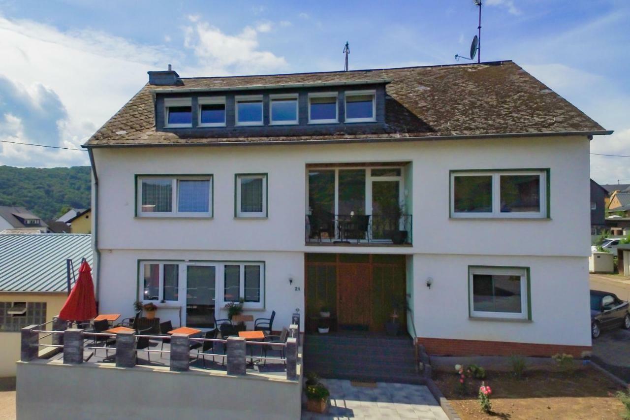 克罗夫 Weingut Gerd Muellers酒店 外观 照片